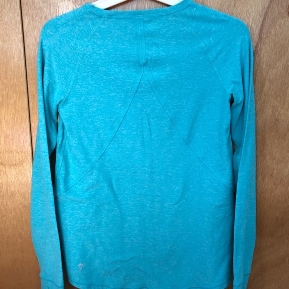 Ivivva Lululemon Long-sleeve Shirt - Picture 2 of 4